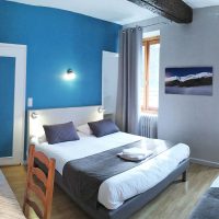 Chambre N°5 - Junior Supérieure - Hôtel le Chalet à Ax les Thermes en Ariège Pyrénées